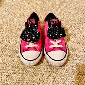 Converse All Stars “Maddie” slip on sneakers